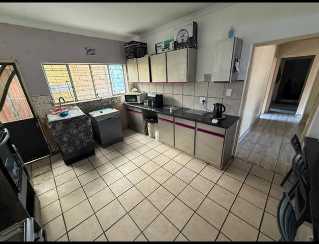 3 BEDROOM HOUSE FOR SALE IN VANDERBIJLPARK CW 2
